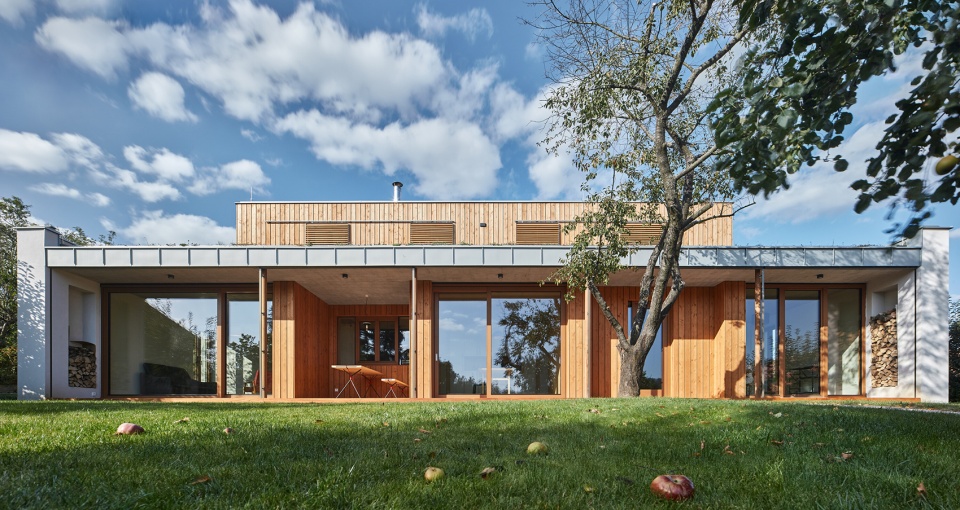 new house in the old garden by kaa studio