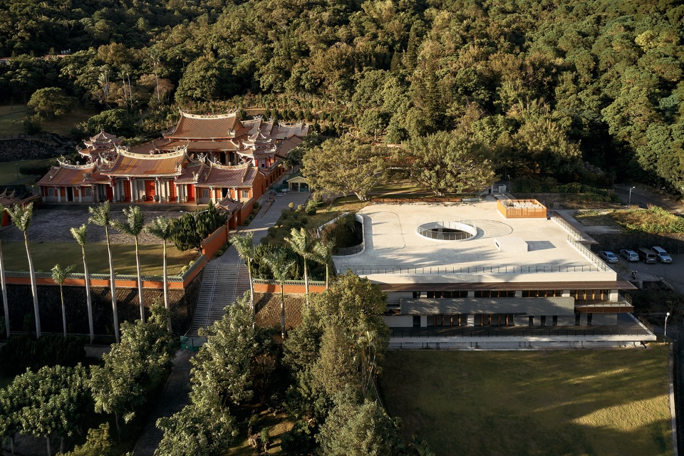 refurbishment of xingtian temple culture center by yd architects