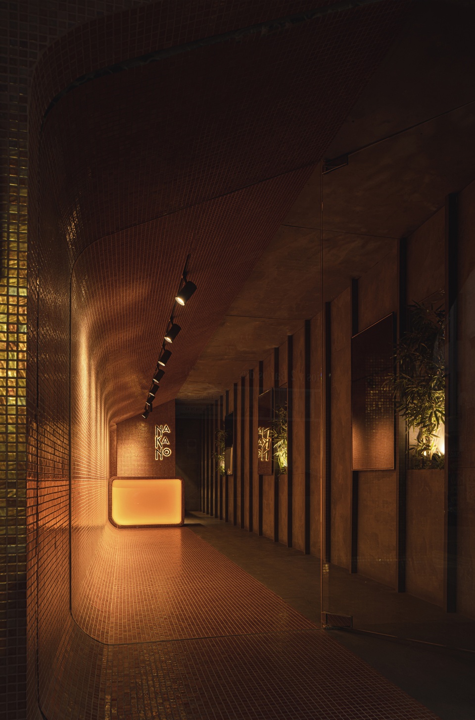 takeaway restaurant nakano by pablo munoz paya arquitectos