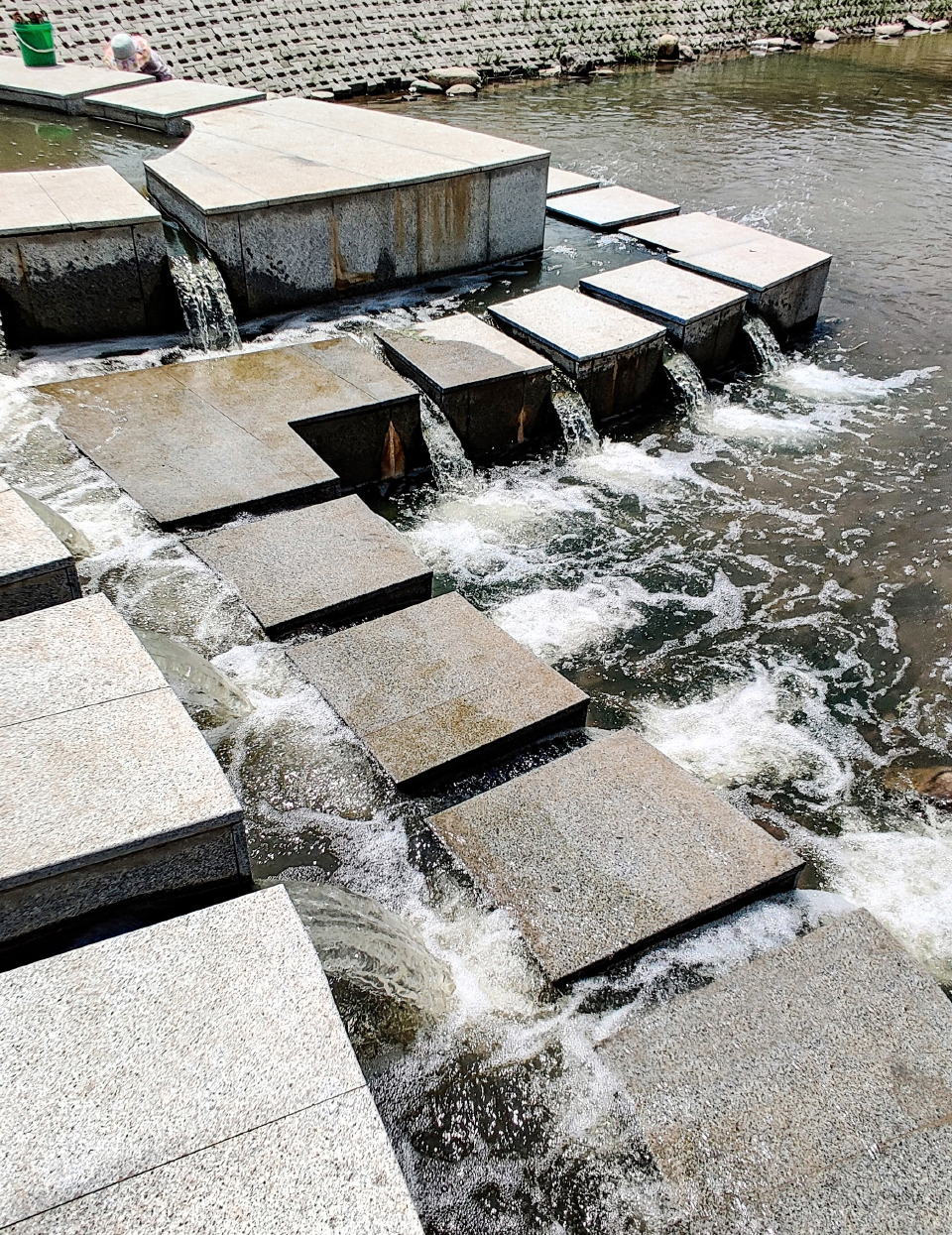 environmental improvement project of yulan river in yongning street pukou district nanjing by beijing zeho waterfront ecological environm...