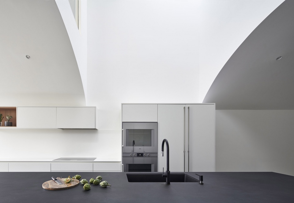 high park residence by batay csorba architects