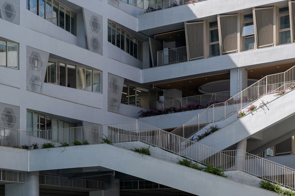shenzhen baoan district shangxing school by 5th architects