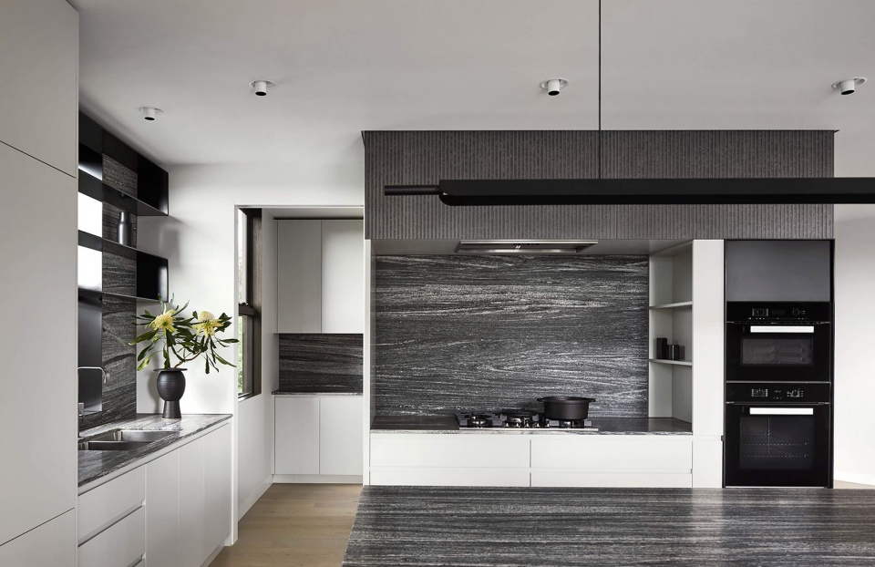 the auburn apartments by splinter society architecture