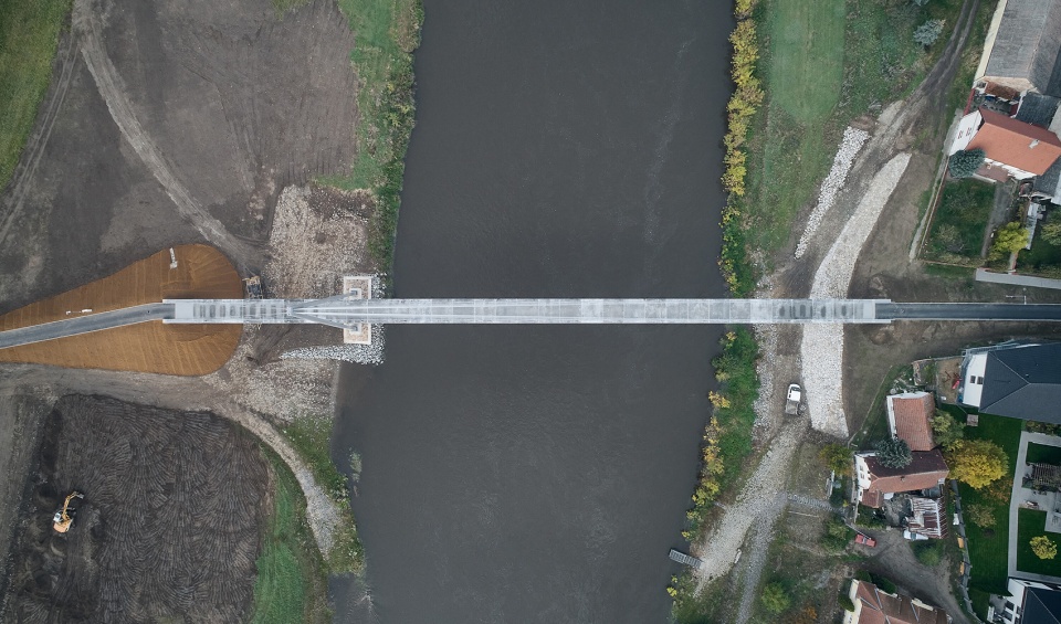 uhpfrc footbridge by petr tej marek blank jan mourek