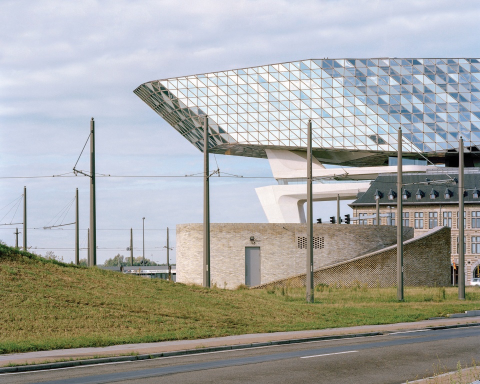 Antwerpen Stations Van Belle Medina Architects 1