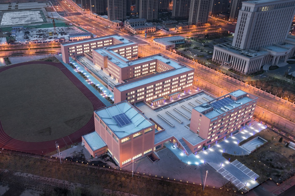 01-Tianjin-Second-Xinhua-Middle-School_Tongji-Architecture-Design-960x640.jpg