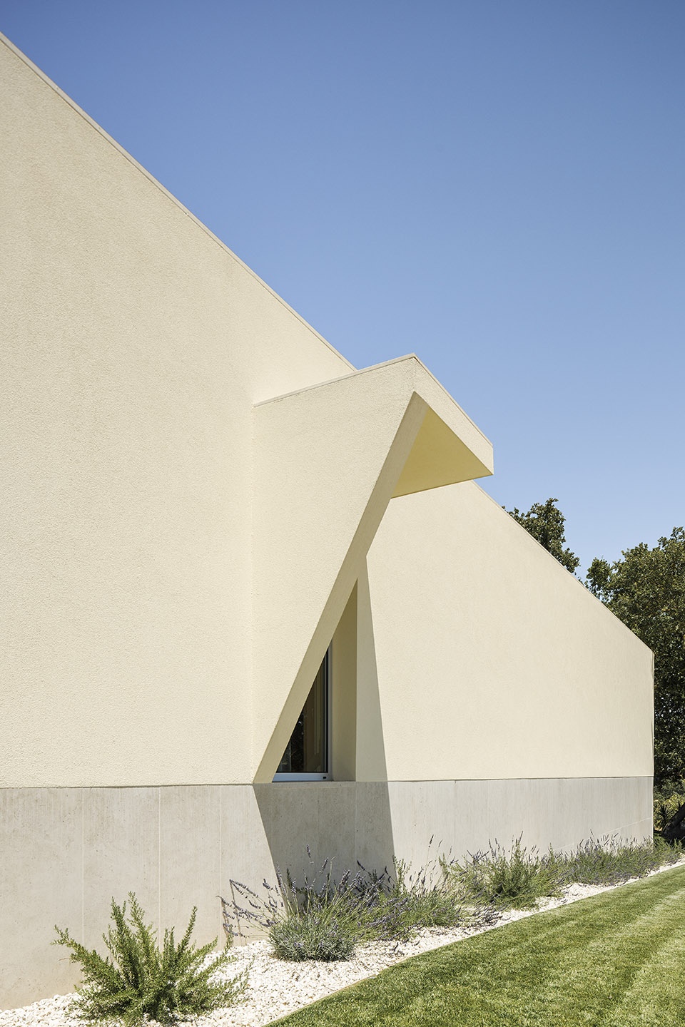 Casa em Santarém by dp Arquitectos