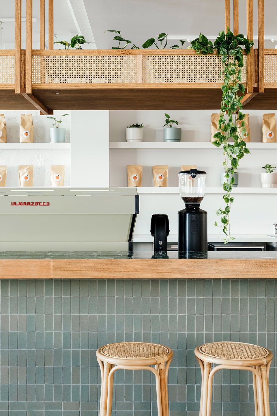 Sisterhood Restaurant café by Biasol