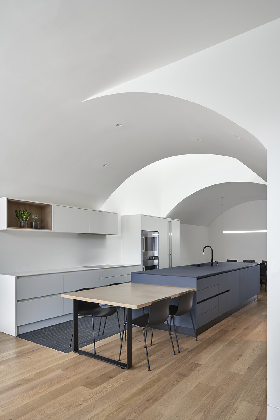 high park residence by batay csorba architects