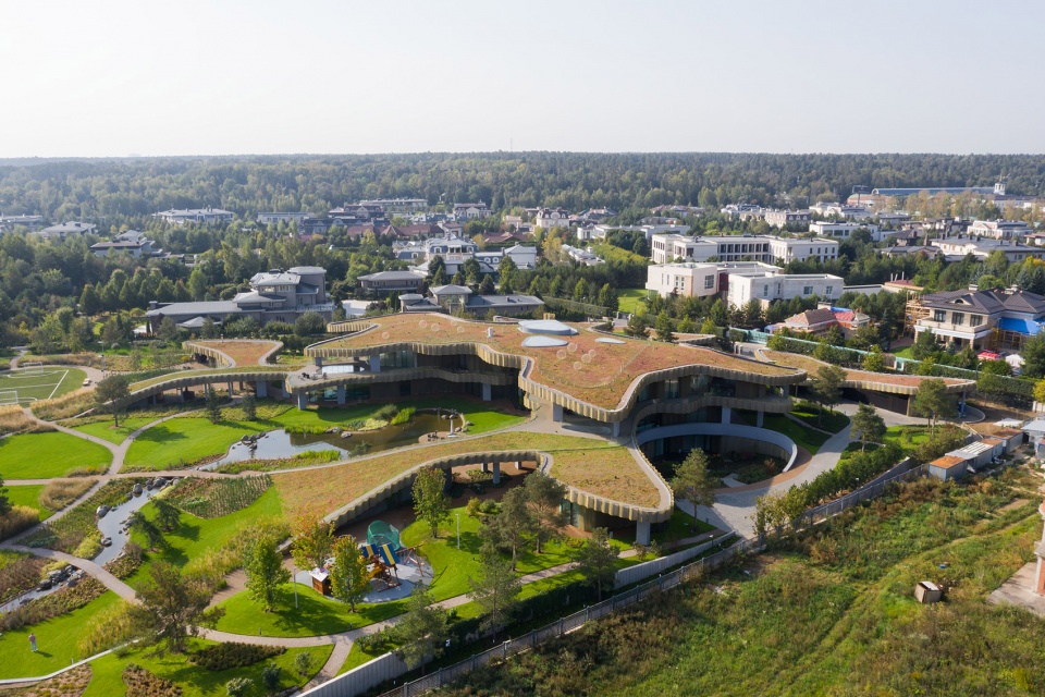 nn residence near moscow by j mayer h