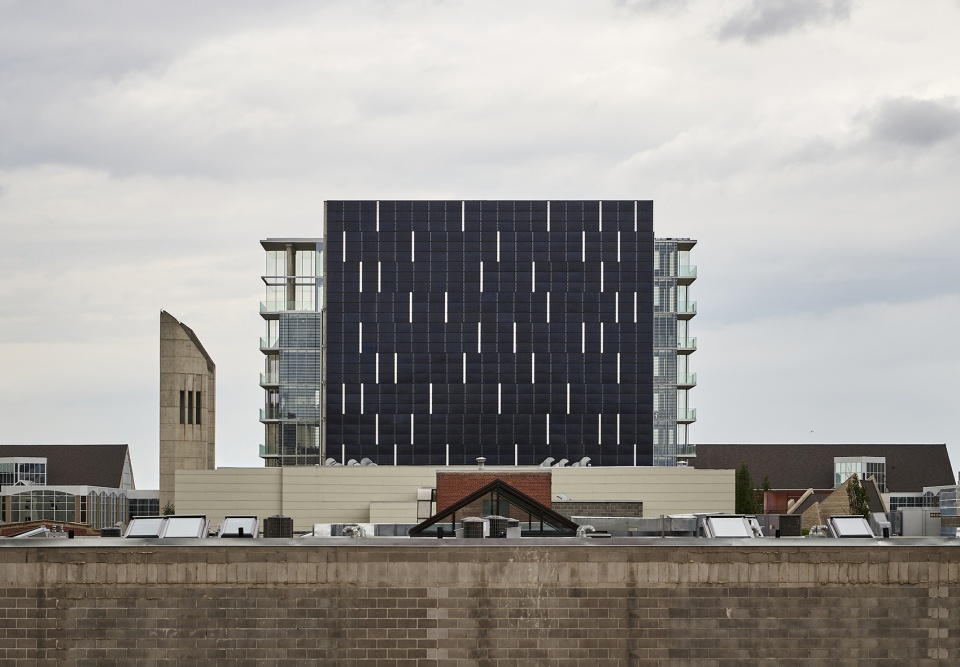the edge by dub architects