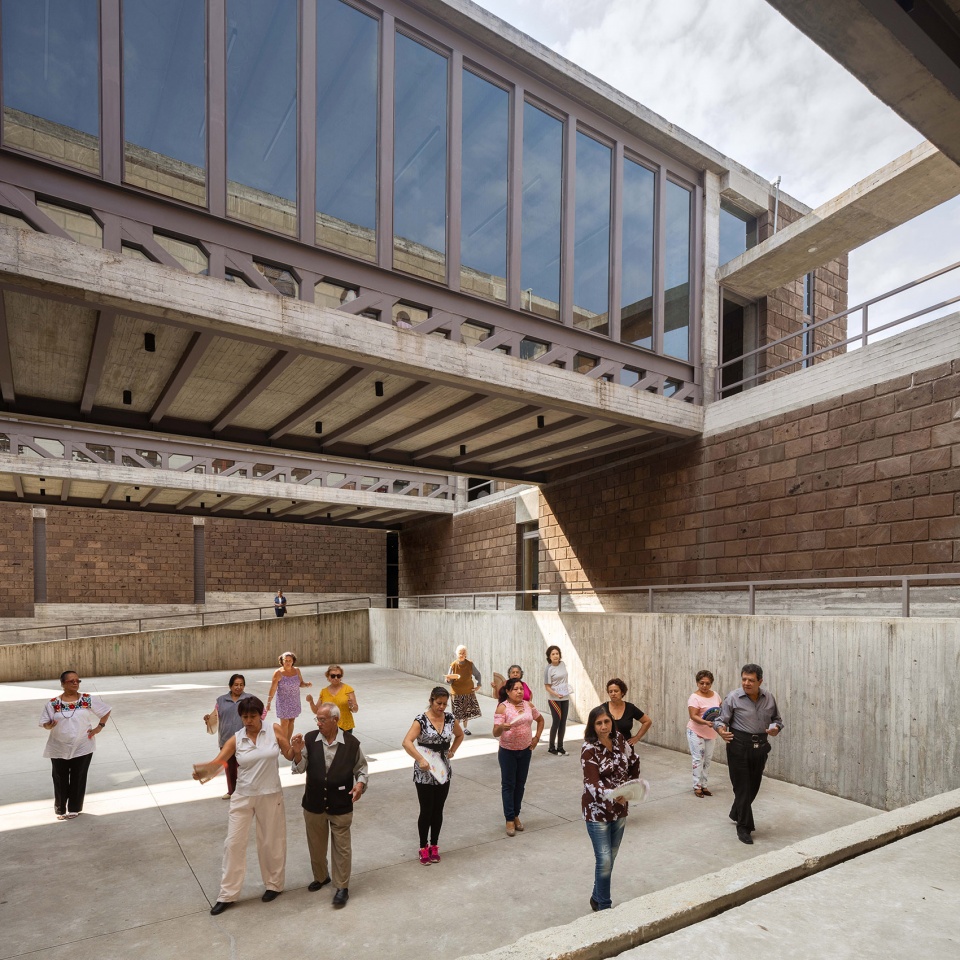 Los Chocolates Community Cultural Center by Taller Mauricio Rocha Gabriela Carrillo