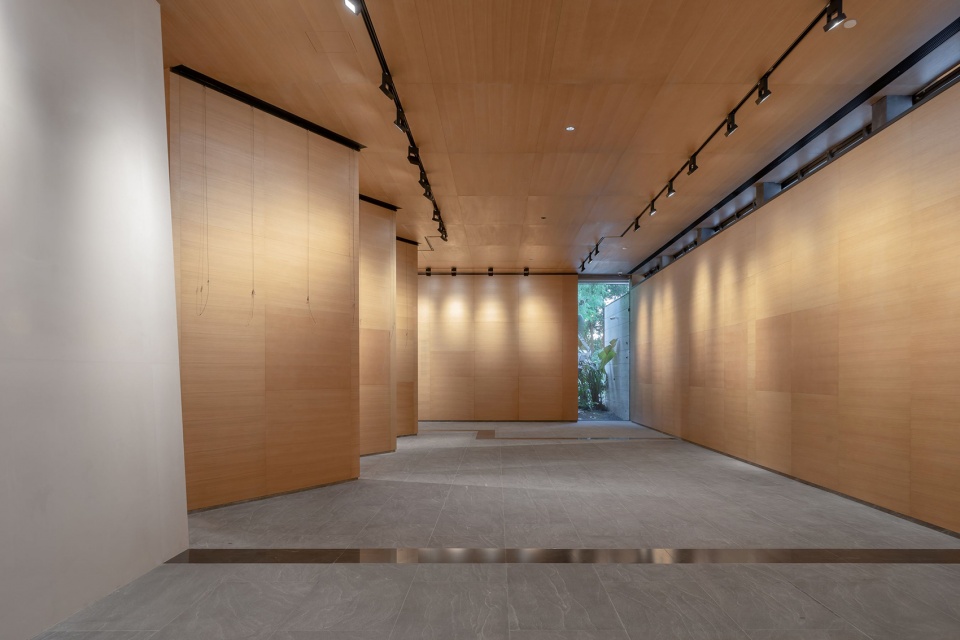 shenzhen lianhuashan park exhibition center