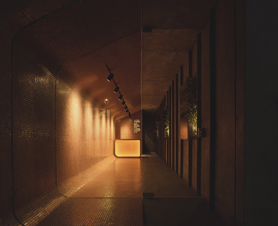 takeaway restaurant nakano by pablo munoz paya arquitectos