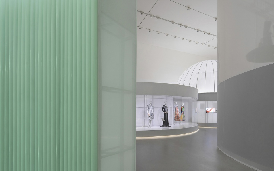 spatial design of the exhibition fashioned from nature co curated by the va and design society china by studio 10