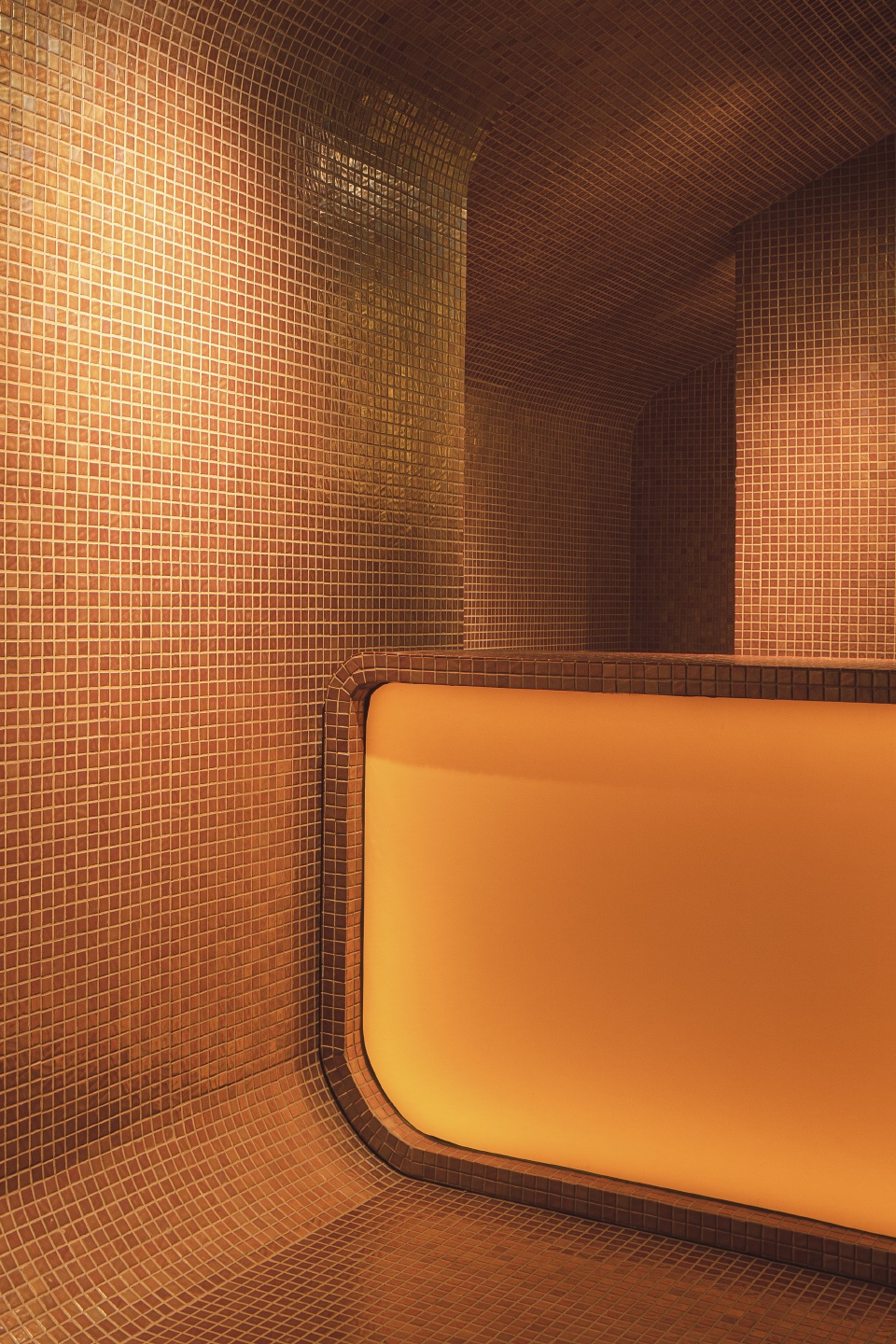 takeaway restaurant nakano by pablo munoz paya arquitectos