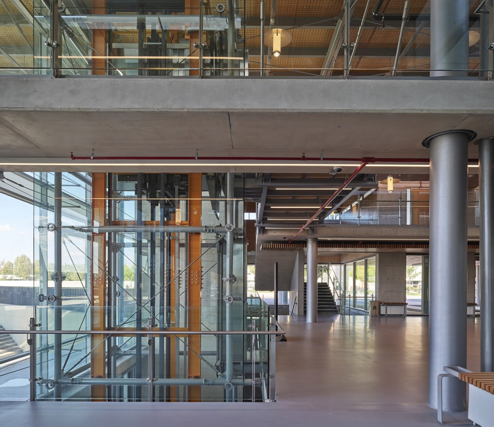 TED Ankara College Performing Arts Center by Uygur Architects
