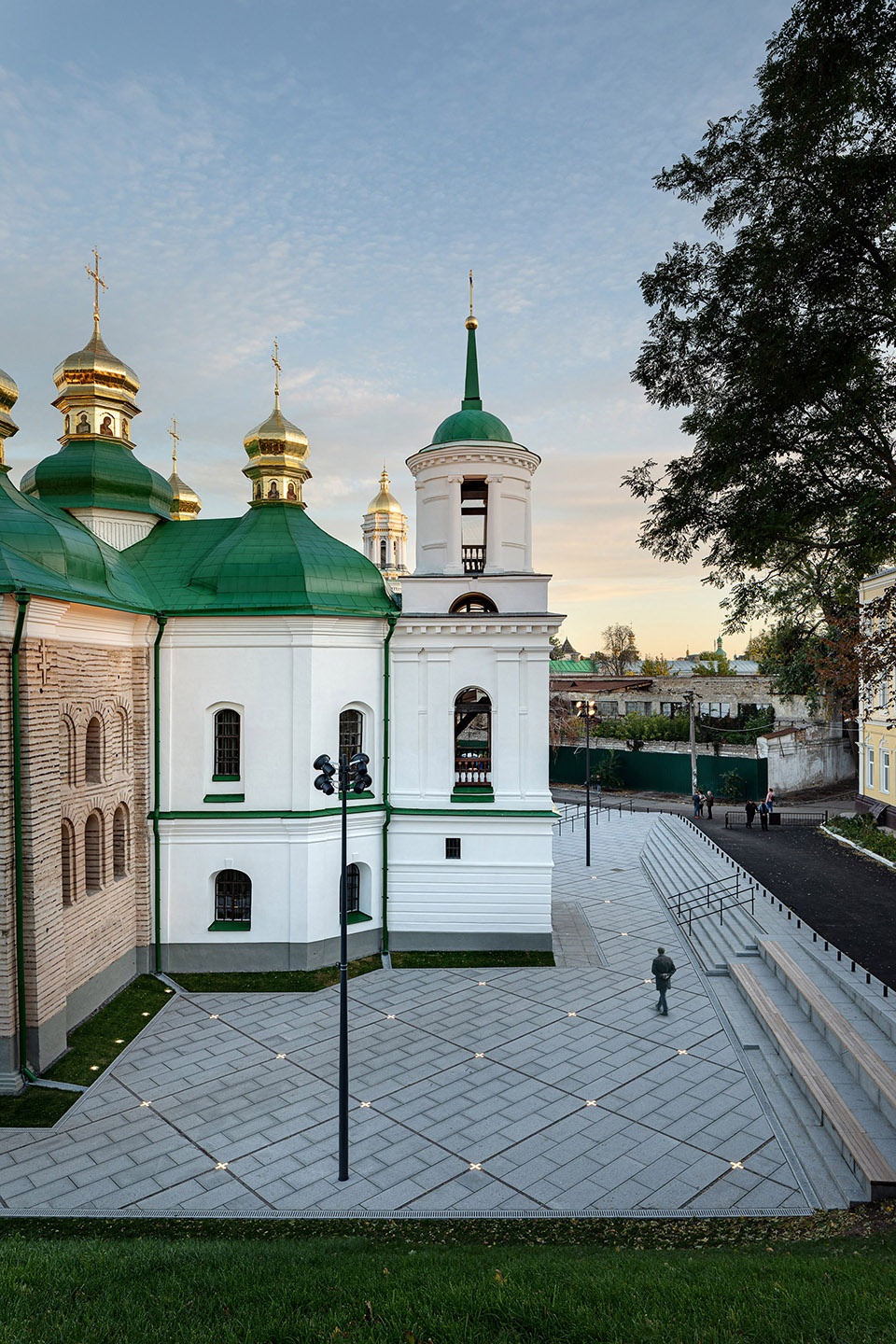 Renovation of the Spassky Bastion and Church Public Square by AER