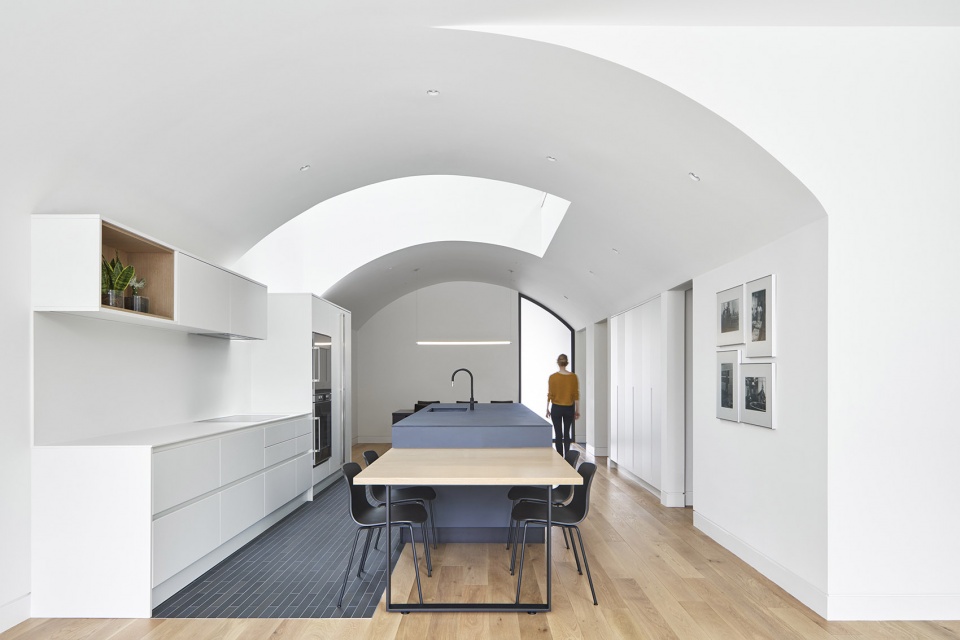 high park residence by batay csorba architects