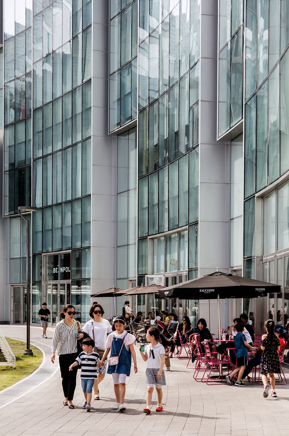 lotte commercial complex by kpf