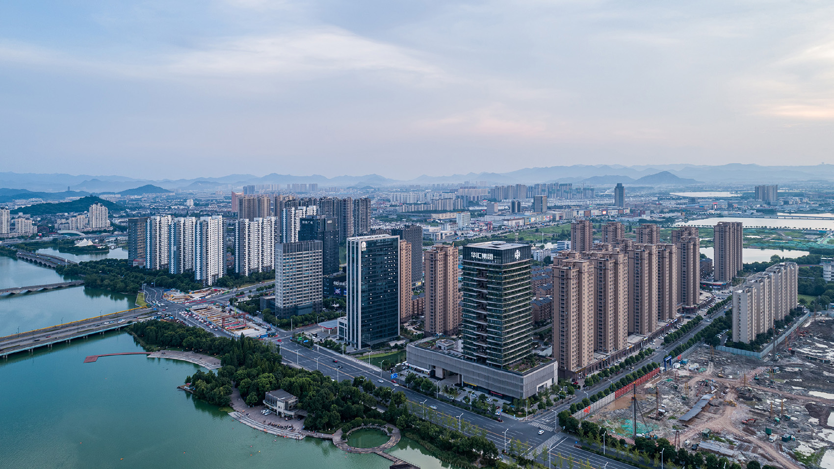 Huahui Engineering Design and Technological Innovation Center, China by