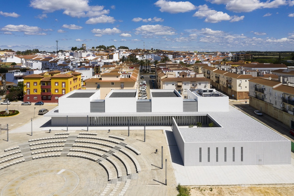 Health Centre at Gibraleon Javier Terrados Estudio de Arquitectura