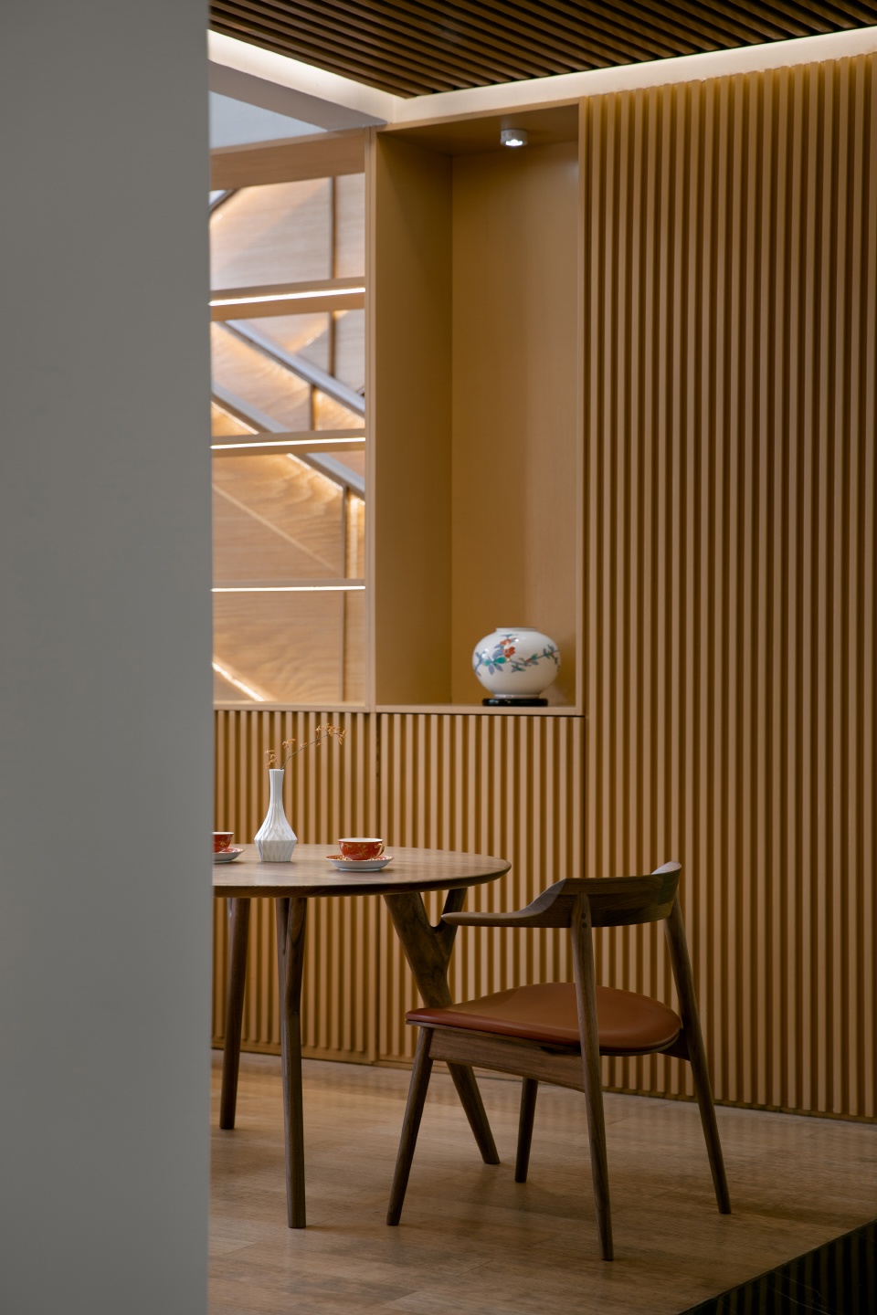 floating tiles hangzhou jinjihang boutique furniture store design china by usual studio