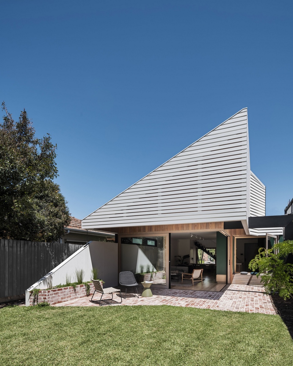 Pop Up House by FIGR ARCHITECTURE STUDIO