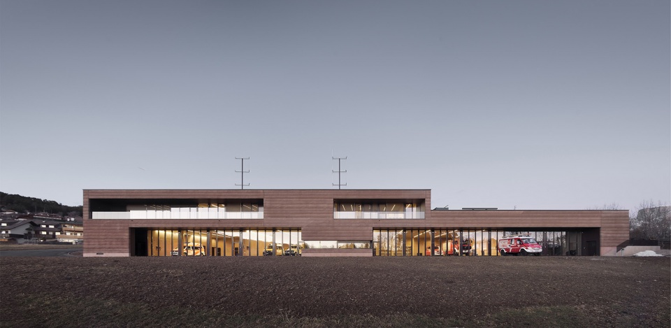 Civil protection centre Ritten by Roland Baldi Architects