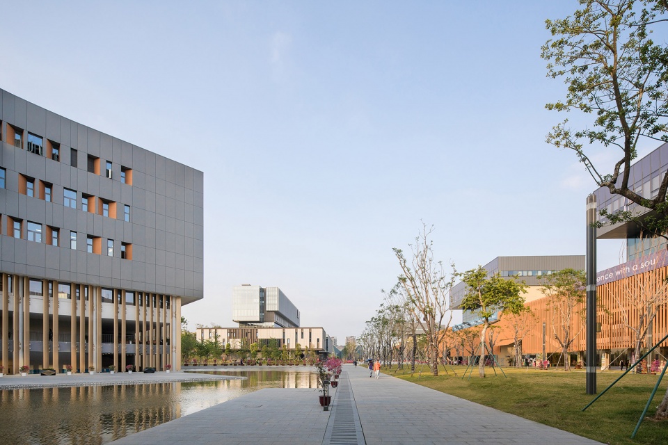 chinese university of hong kong sz library by wang weijen architecture