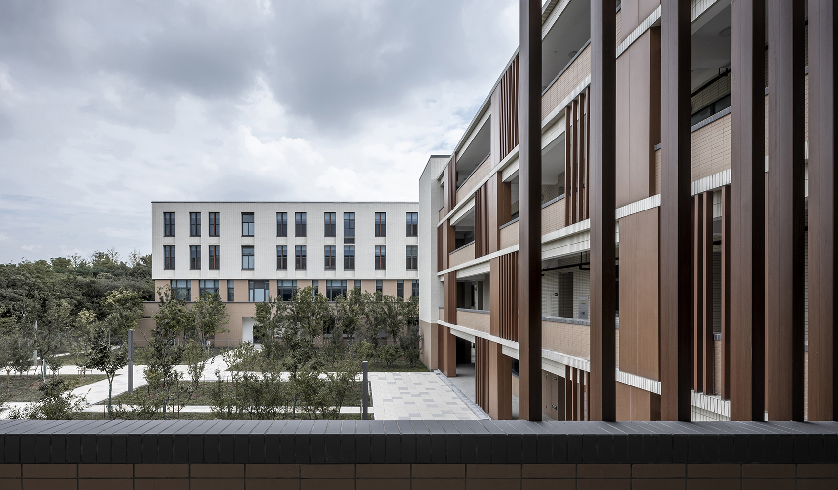 science and technology city school of suzhou experimental middle school jiangsu province by tus design group