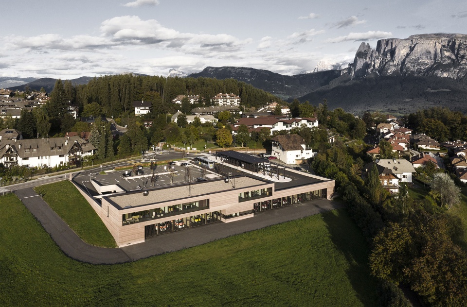 Civil protection centre Ritten by Roland Baldi Architects