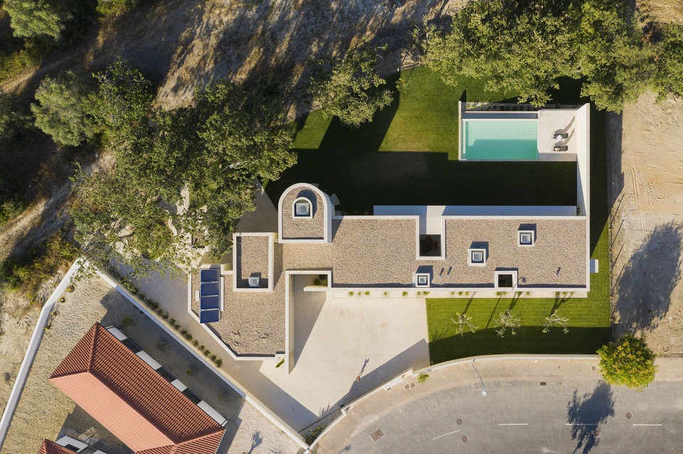 Casa em Santarém by dp Arquitectos