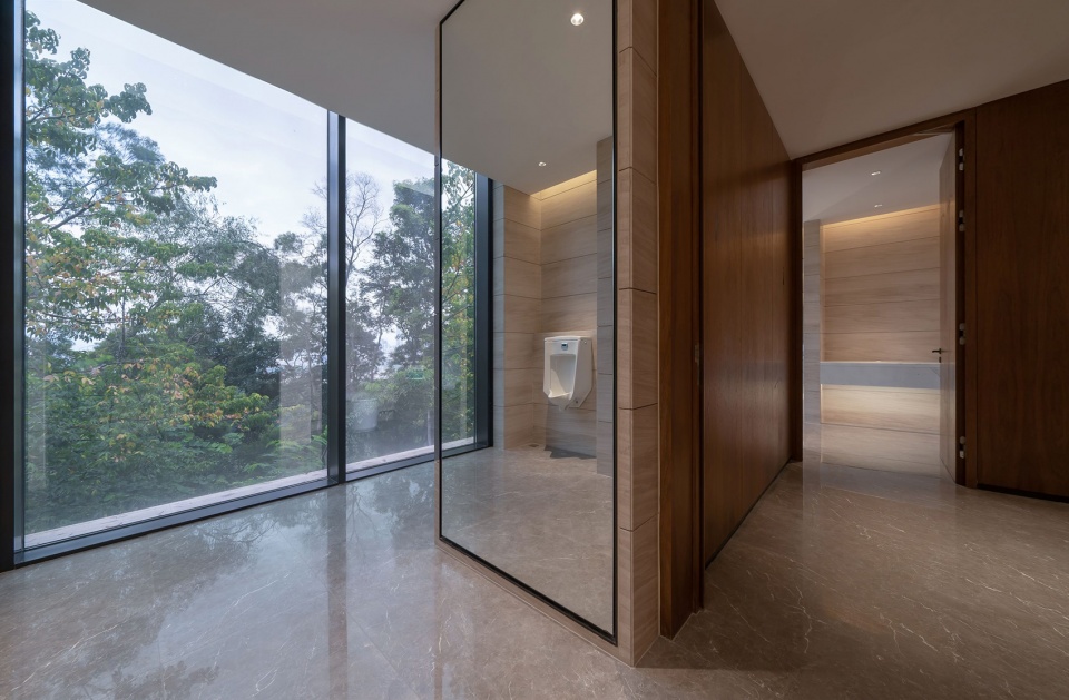 shenzhen lianhuashan park exhibition center