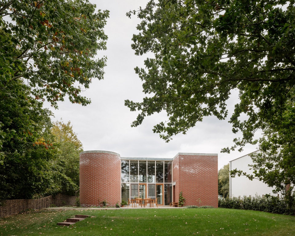 16 0590 fmM SINGLE FAMILY HOUSE by BLAF Architects
