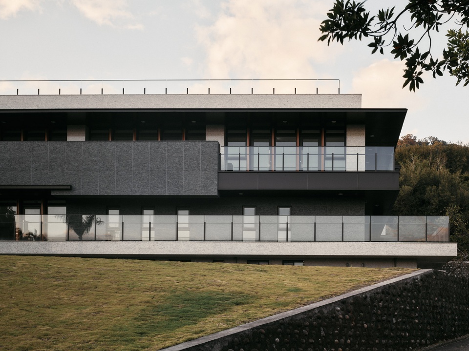 refurbishment of xingtian temple culture center by yd architects