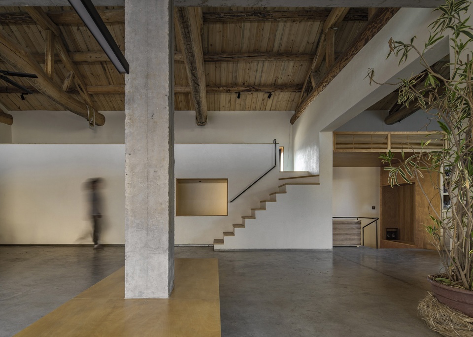 quanzhai house on youdi road in beijing by atelier kai architects