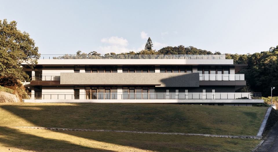refurbishment of xingtian temple culture center by yd architects