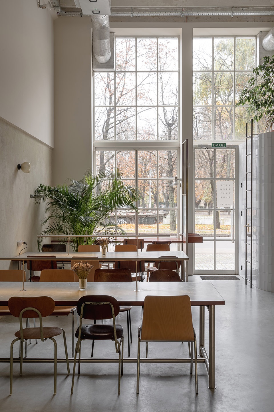 Late breakfast club LIS design studio