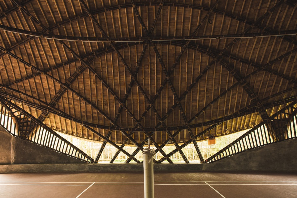 kura kura badminton courts by ibuku studio jencquel