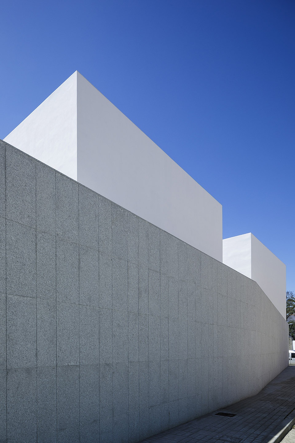 Health Centre at Gibraleon Javier Terrados Estudio de Arquitectura