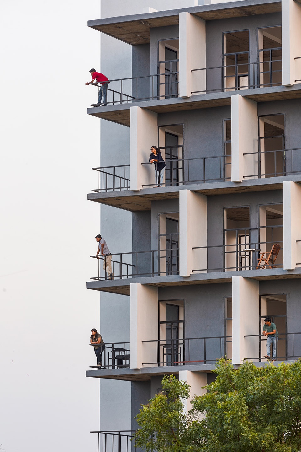 Flying Walls Hostel Dhulia Architecture Design Studio