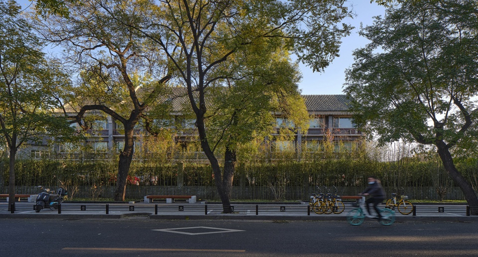 designing for a millennium old street the three year regeneration plan for gulou west street in beijing by beijing institute of architect...