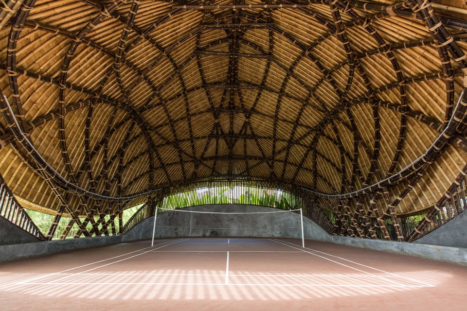 kura kura badminton courts by ibuku studio jencquel