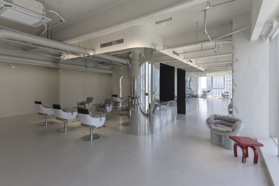 mirror cube ms·chic hair salon china by atelier right hub