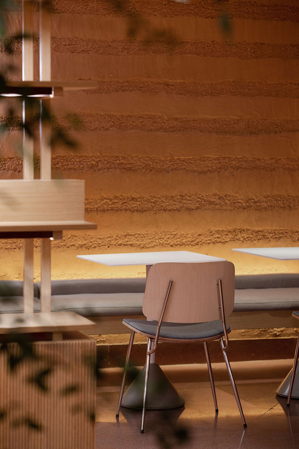 TAETEA Store at Kunming Changshui International Airport BloomDesign
