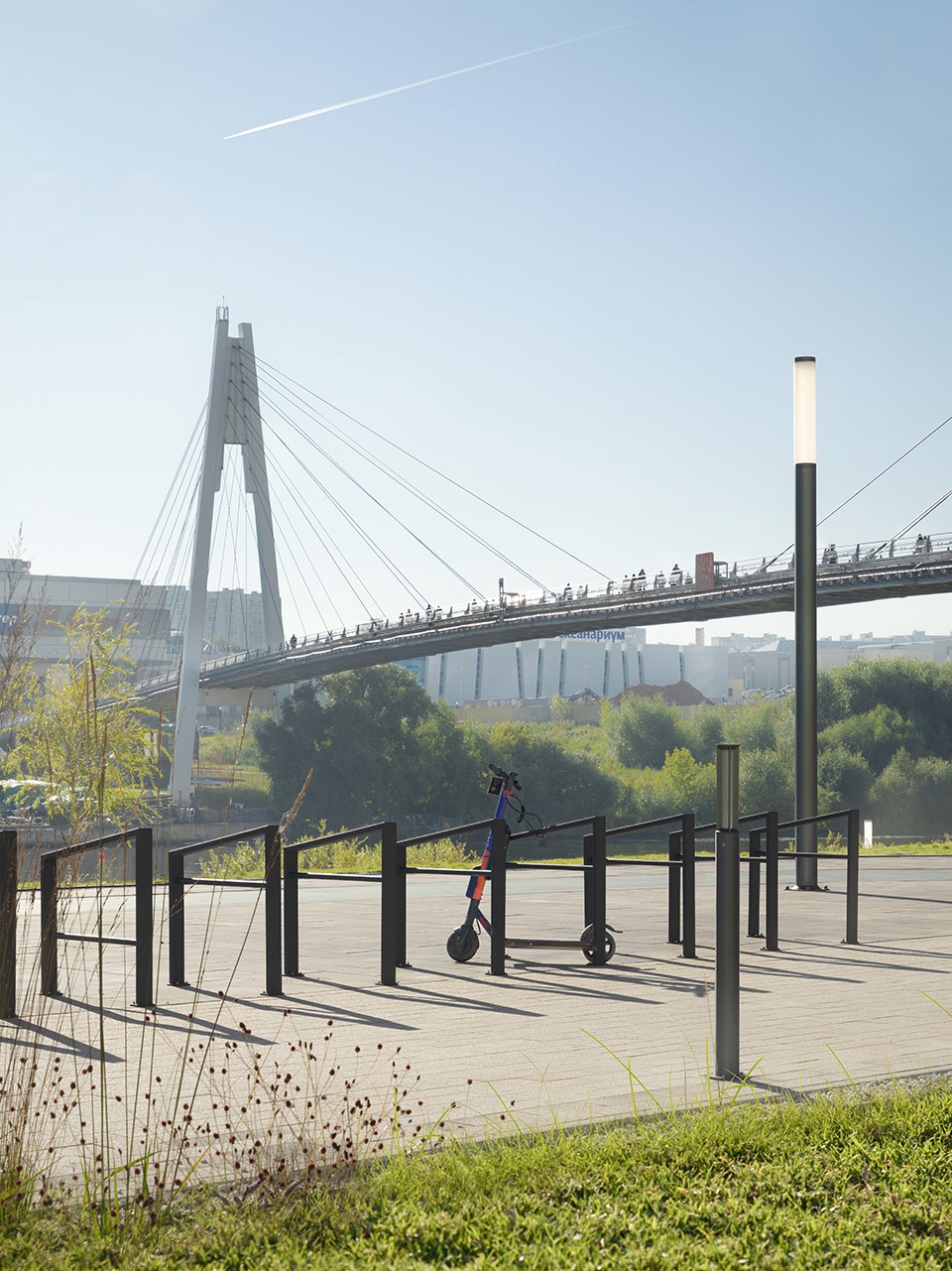 improvement of the embankment in the area of the pavshinskaya poyma by basis architectural bureau