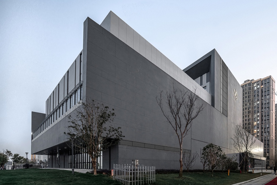 police business building of ningbo customs anti smuggling bureau china by dc alliance · cd design research center
