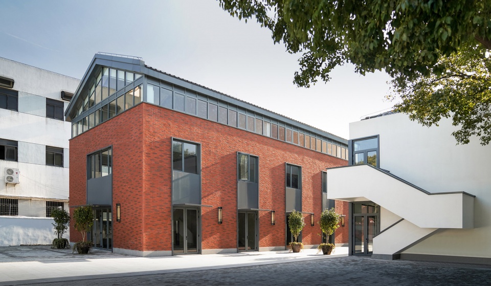 factory renovation of shanghai xiafei ribbon co ltd china by tongyi architects