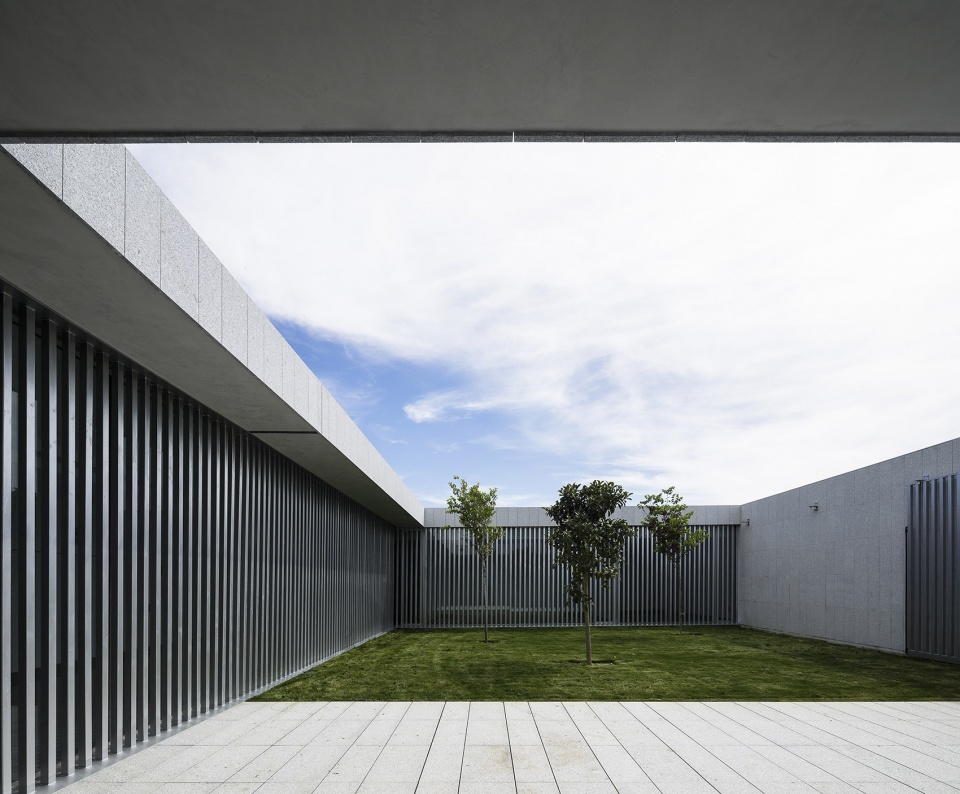 Health Centre at Gibraleon Javier Terrados Estudio de Arquitectura